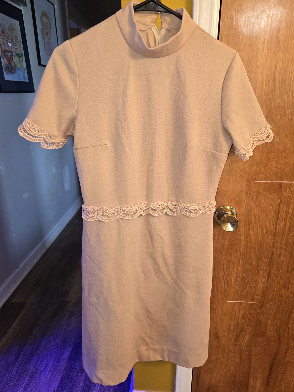 Vintage 1960s 1970s Beige Lace Trim Mod Shift Dress Mock Neck